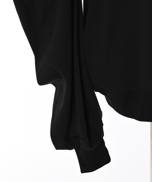 Narcissus（ナルシス）の「ユニークボリュームカットソー（スウェット・レディース・ホワイト/ブラック・FREE）」の10枚目の写真