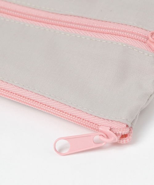 LAKOLE（ラコレ）の「【入園入学にも】[FRUITS AND BLOOM]サガラ刺繍ダブルファスナーポーチA / 612311（ステーショナリー・レディース・グレー・FREE）」の5枚目の写真