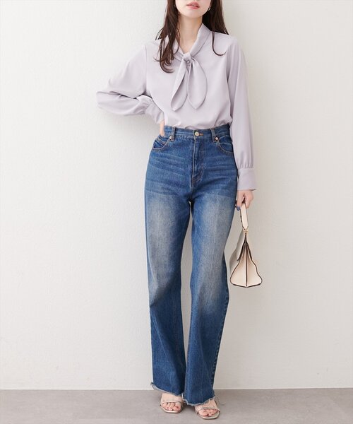 natural couture(ナチュラルクチュール)の「リボンタイパール釦ブラウス(シャツ/ブラウス・レディース・ネイビー/サックスブルー/ピンクベージュ/アイボリー/グレー・FREE)」の22枚目の写真