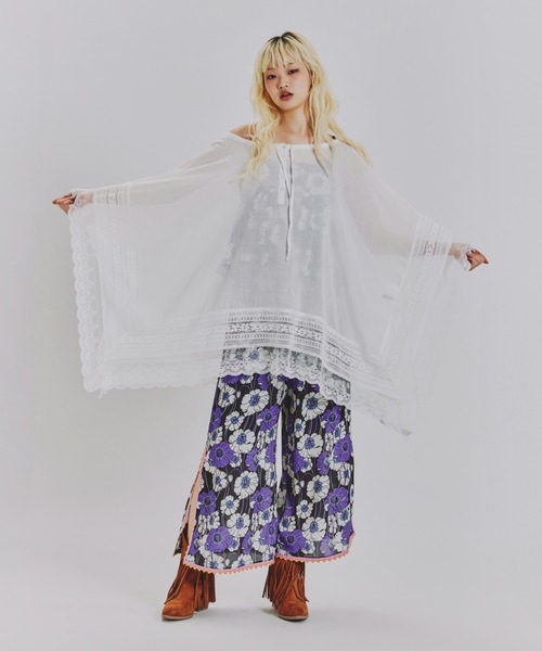 ANNA SUI NYC(アナ スイ エヌ ワイ シー)の「3WAY BOHO ポンチョ(シャツ/ブラウス・レディース・ラベンダー/ブラック/ホワイト・FREE)」の9枚目の写真