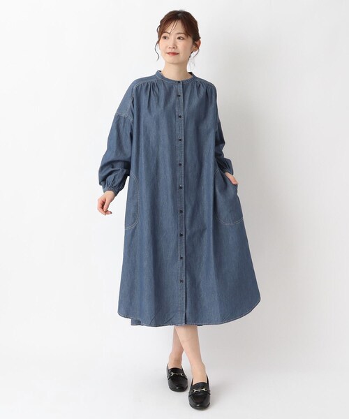 one'sterrace(ワンズテラス)の「デニムシャツロングワンピース(ワンピース・レディース・ブルー系その他7・02)」の11枚目の写真