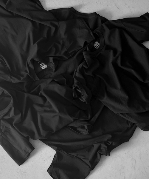 UNUSED（アンユーズド）の「UNUSED Us2025 fruit of the loom×unused 2pack t-shirt（Tシャツ/カットソー・メンズ・ホワイト/グレー/ブラック・2/3）」の2枚目の写真