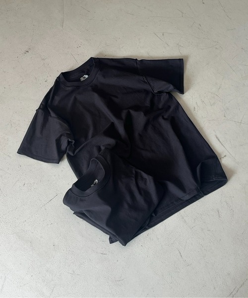 UNUSED（アンユーズド）の「UNUSED Us2025 fruit of the loom×unused 2pack t-shirt（Tシャツ/カットソー・メンズ・ホワイト/グレー/ブラック・2/3）」の6枚目の写真