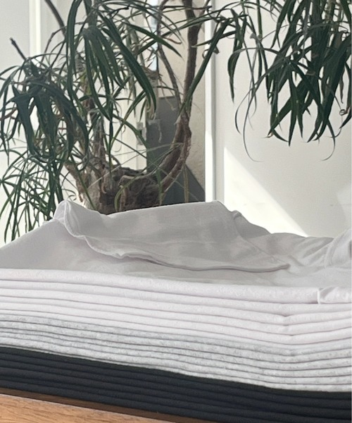 UNUSED（アンユーズド）の「UNUSED Us2025 fruit of the loom×unused 2pack t-shirt（Tシャツ/カットソー・メンズ・ホワイト/グレー/ブラック・2/3）」の13枚目の写真