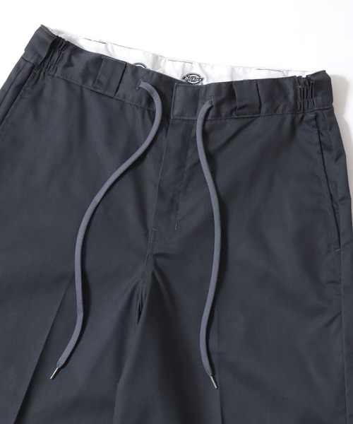 Dickies(ディッキーズ)の「Dickies/ディッキーズ Easy Work Shorts/オーバーサイズ TCツイル 無地 ワイドショートパンツ/ルーズハーフパンツ/ワークパンツ/イージーパンツ/レディース メンズ(チノパンツ・メンズ・オリーブ/ベージュ/チャコールグレー/ブラック・M/L/XL)」の17枚目の写真