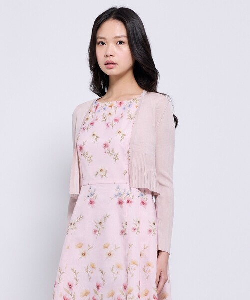 TOCCA(トッカ)の「EYELET AJISAI ボレロ(カーディガン/ボレロ・レディース・ネイビー系/アイボリー系/ピンク系/ライトグリーン系・MEDIUM/SMALL)」の7枚目の写真