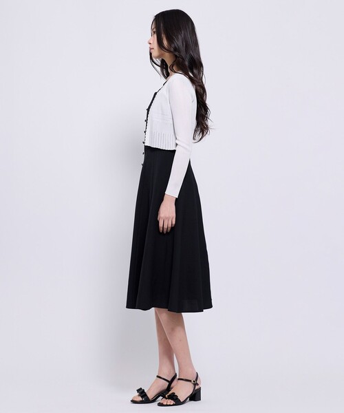 TOCCA(トッカ)の「EYELET AJISAI ボレロ(カーディガン/ボレロ・レディース・ネイビー系/アイボリー系/ピンク系/ライトグリーン系・MEDIUM/SMALL)」の19枚目の写真