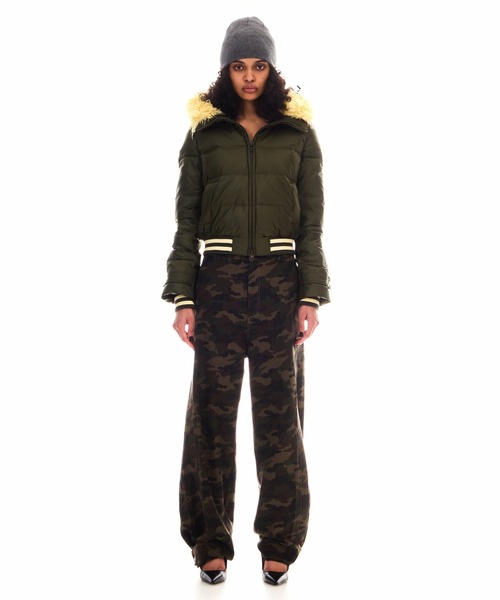 BEEDEN(ビーデン)の「STITCH DESIGN LOOSE PANTS(チノパンツ・レディース・カモフラージュ/ベージュ/レッド・SMALL/MEDIUM)」の13枚目の写真