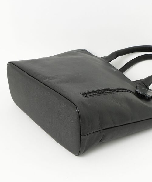 DECADE(ディケイド)の「ウォータープルーフレザーA4トートバッグ (DCD-01541)/ Water Proof Cow Lether A4 Tote Bag(トートバッグ・メンズ・ブラック系その他/ブラック・フリー)」の4枚目の写真
