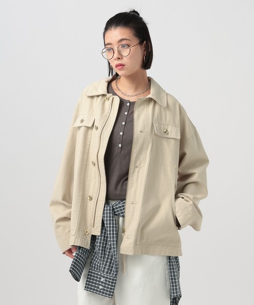 BAYFLOW(ベイフロー)の「ヘビーオックスミリタリージャケット(ブルゾン・レディース・カーキ/グレイッシュベージュ・FREE)」の6枚目の写真
