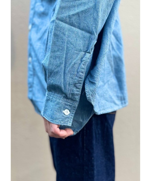 orSlow（オアスロウ）の「orSlow/オアスロウ　リラックスフィットシャンブレーワークシャツ ヒッコリー　RELAX FIT CHAMBRAY WORK SHIRT HICKORY（シャツ/ブラウス・メンズ・ストライプ・3/2）」の4枚目の写真