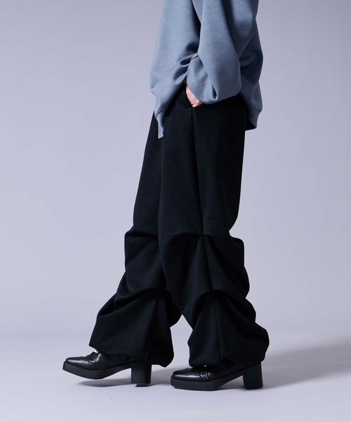 Ellno Loset(エルノロゼット)の「2wayタックヘビースウェットパンツ(スウェットパンツ・メンズ・グレー/ブラック・LARGE/MEDIUM/SMALL)」の4枚目の写真