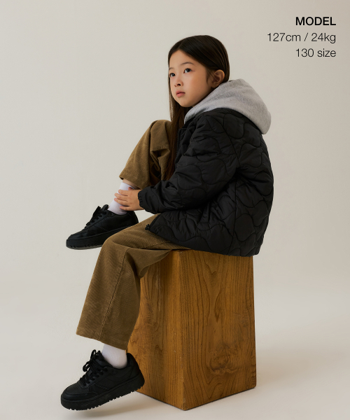 MUSINSA STANDARD KIDS（ムシンサスタンダードキッズ）の「ディタッチャブルフードキルティングダウンジャケット[ブラック]（ブルゾン・レディース・その他・100/110/120/130/140/150/160）」の2枚目の写真