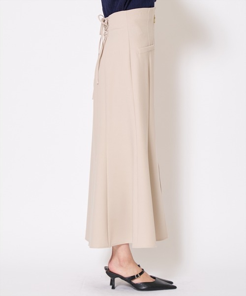 AND COUTURE(アンドクチュール)の「フロントZIPマーメイドスカート(スカート・レディース・ミント/ベージュ/ブルー/ブラック・MEDIUM/SMALL)」の8枚目の写真