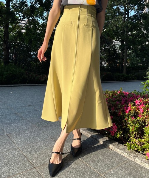 AND COUTURE(アンドクチュール)の「フロントZIPマーメイドスカート(スカート・レディース・イエロー/ベージュ/ブルー/ブラック・MEDIUM/SMALL)」の6枚目の写真