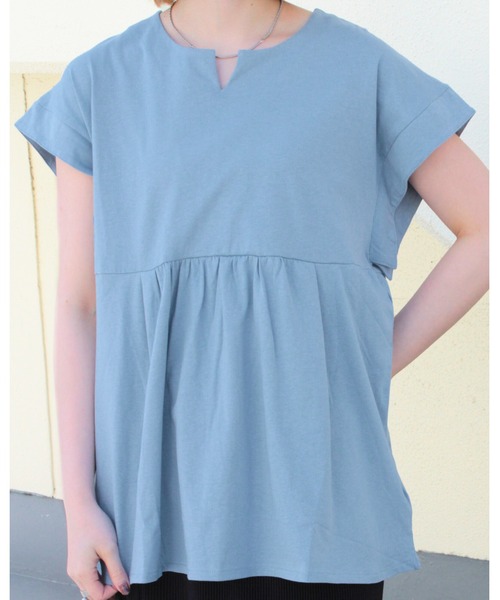 amini(アミニ)の「キーネックフレアカットソー(Tシャツ/カットソー・レディース・ブルー/ブラック/アイボリー・MEDIUM)」の3枚目の写真