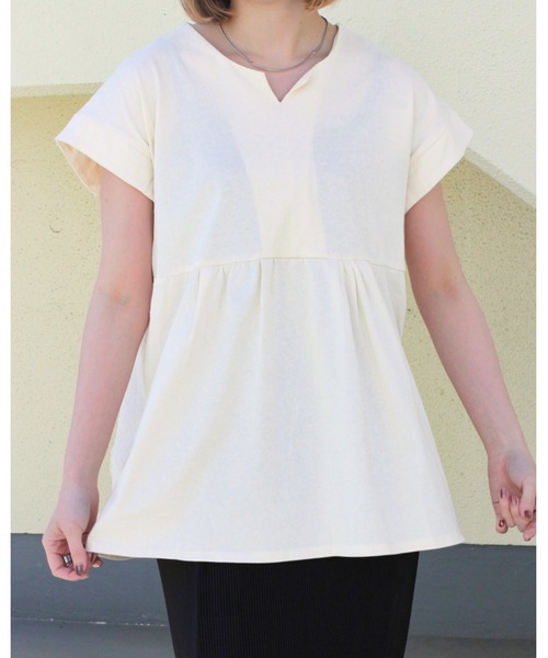 【美品】  AKYN / アキン | コットン フリンジドッキング カットソー | small | アイボリー | レディース セール】キーネックフレアカットソー（Tシャツ/カットソー）｜amini