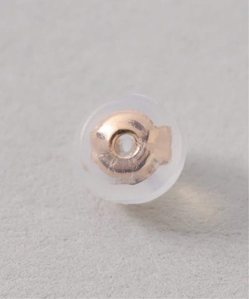 Lilas(リラ)の「《WEB限定》ハーフマットピアス K10(両耳)(ピアス(両耳用)・レディース・ゴールド・FREE)」の15枚目の写真