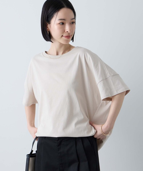 Aunely(オーネリー)の「【Aunely】ひんやり 360°きれい見え コクーンシルエット ミニマル Tシャツ <YOSOOIシリーズ>(Tシャツ/カットソー・レディース・ロイヤルブルー/イエロー系/ネイビー/ブラウン/レッド/ブラック/ライトベージュ/オフホワイト/チャコールグレー・M/L)」の20枚目の写真