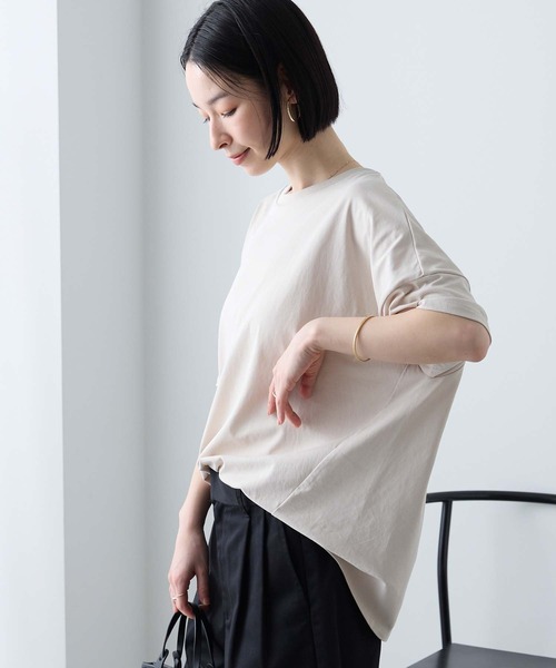 Aunely(オーネリー)の「【Aunely】ひんやり 360°きれい見え コクーンシルエット ミニマル Tシャツ <YOSOOIシリーズ>(Tシャツ/カットソー・レディース・ロイヤルブルー/イエロー系/ネイビー/ブラウン/レッド/ブラック/ライトベージュ/オフホワイト/チャコールグレー・M/L)」の21枚目の写真