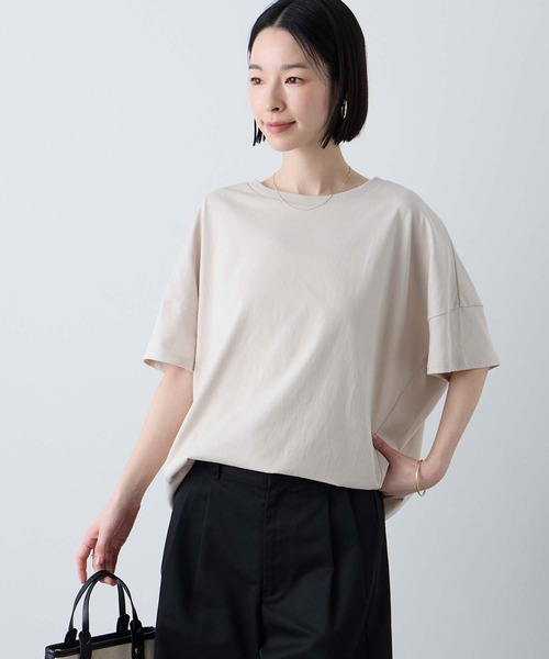 Aunely(オーネリー)の「【Aunely】ひんやり 360°きれい見え コクーンシルエット ミニマル Tシャツ <YOSOOIシリーズ>(Tシャツ/カットソー・レディース・ロイヤルブルー/イエロー系/ネイビー/ブラウン/レッド/ブラック/ライトベージュ/オフホワイト/チャコールグレー・M/L)」の22枚目の写真