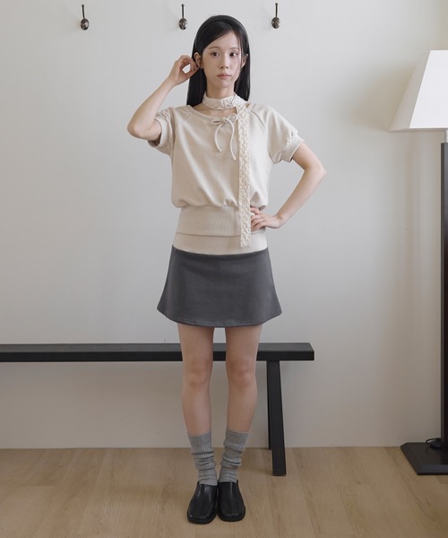 UNE MANSION(ユヌマンション)の「【UNE ORIGINAL】【セット着用可能】 オープンルーズネックフロントリボンリブ半袖トレーナースウェット(Tシャツ/カットソー・レディース・ベージュ/ネイビー・FREE)」の16枚目の写真
