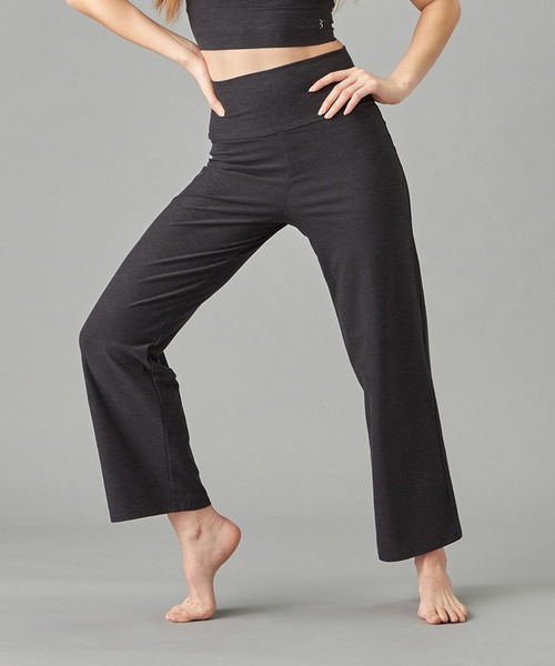Chacott(チャコット)の「PeachMokuストレートパンツ(スウェットパンツ・レディース・ライラック/杢グレー・M)」の1枚目の写真