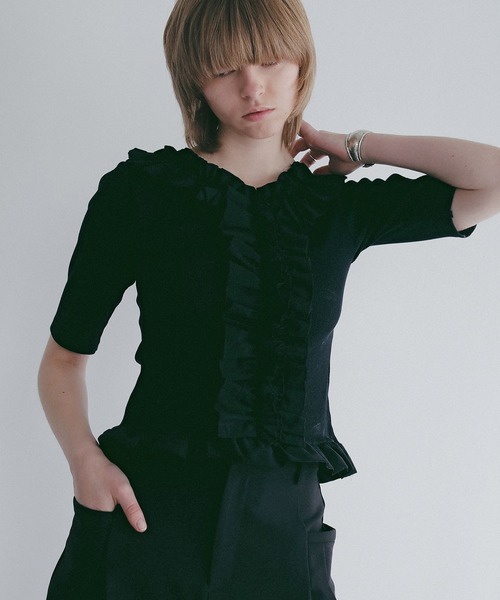 MANOF（マノフ）の「FRILL NECK RIB TOPS（Tシャツ/カットソー・レディース・ブラック/ホワイト/ブラウン・F）」の22枚目の写真