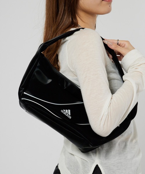 adidas(アディダス)の「adidas/アディダス パイピング 配色 ワンハンドルバッグ ハンドバッグ 秋 秋服 2026年秋冬(ショルダーバッグ・レディース・ブラック/グレー・FREE)」の17枚目の写真