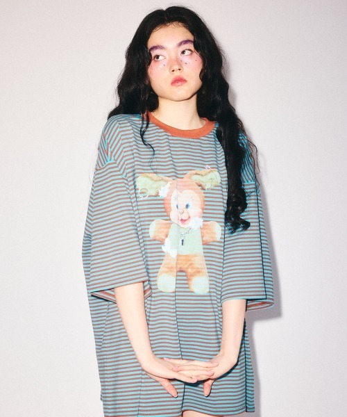 Candy Stripper（キャンディストリッパー）の「DOPE BUNNY BORDER BIG Tシャツ（Tシャツ/カットソー・レディース・ブラック/ブルー/ピンク・FREE）」の13枚目の写真