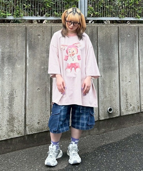 Candy Stripper（キャンディストリッパー）の「DOPE BUNNY BORDER BIG Tシャツ（Tシャツ/カットソー・レディース・ブラック/ブルー/ピンク・FREE）」の11枚目の写真