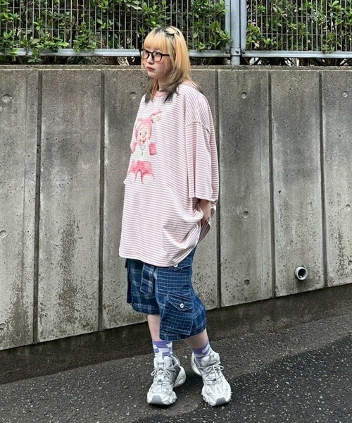 Candy Stripper（キャンディストリッパー）の「DOPE BUNNY BORDER BIG Tシャツ（Tシャツ/カットソー・レディース・ブラック/ブルー/ピンク・FREE）」の12枚目の写真
