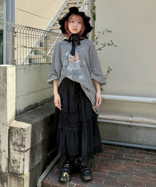 Candy Stripper(キャンディストリッパー)の「DOPE BUNNY BORDER BIG Tシャツ(Tシャツ/カットソー・レディース・ブラック/ブルー/ピンク・FREE)」の6枚目の写真