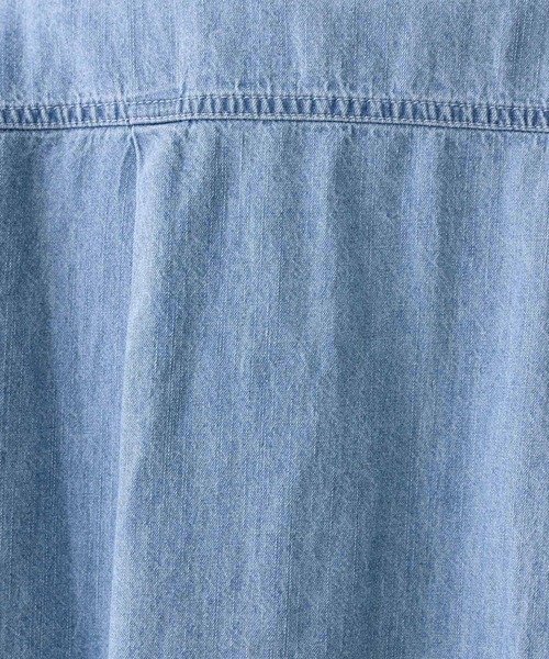 MICA&DEAL(マイカ&ディール)の「ドルマンスリーブデニムブラウス〈セットアップ対応〉(シャツ/ブラウス・レディース・ライトブルー・FREE)」の20枚目の写真