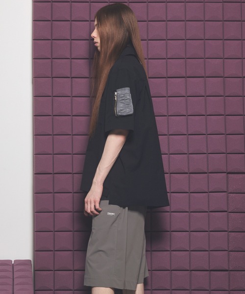 MAISON SPECIAL(メゾンスペシャル)の「《UNISEX》Layering MA-1 Docking Prime-Over Open Collar Short Sleeve Shirt/レイヤリングMA-1ドッキングプライムオーバーオープンカラーショートスリーブシャツ【MAISON SPECIAL/メゾンスペシャル】(シャツ/ブラウス・メンズ・ブラック/カーキ/チャコールグレー・0/1/2)」の15枚目の写真