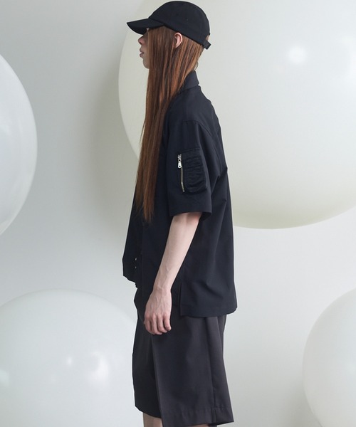 MAISON SPECIAL(メゾンスペシャル)の「《UNISEX》Layering MA-1 Docking Prime-Over Open Collar Short Sleeve Shirt/レイヤリングMA-1ドッキングプライムオーバーオープンカラーショートスリーブシャツ【MAISON SPECIAL/メゾンスペシャル】(シャツ/ブラウス・メンズ・ブラック/カーキ/チャコールグレー・0/1/2)」の12枚目の写真