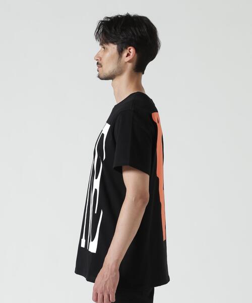 VLONE（ヴィーロン）の「VLONE/ヴィーロン/CLASSIC LOGO-VLONE TEE（Tシャツ/カットソー・メンズ・ブラック・XL/L/M）」の10枚目の写真