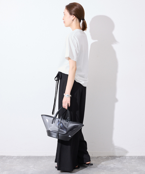 SLOBE IENA(スローブイエナ)の「Le Mares フォトTEE(Tシャツ/カットソー・レディース・ブラック/ホワイト/サックスブルー・FREE)」の6枚目の写真