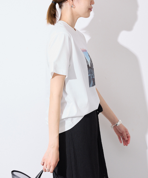 SLOBE IENA(スローブイエナ)の「Le Mares フォトTEE(Tシャツ/カットソー・レディース・ブラック/ホワイト/サックスブルー・FREE)」の11枚目の写真