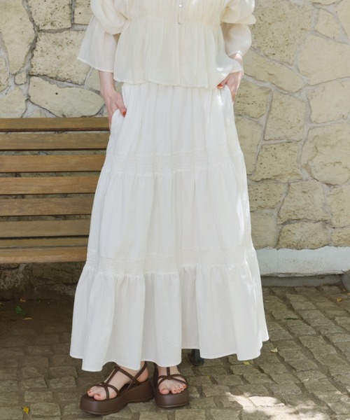 OLUN(オルン)の「tiered flare skirt/ティアードフレアスカート(スカート・レディース・ブラック/アイボリー・SMALL/MEDIUM)」の9枚目の写真