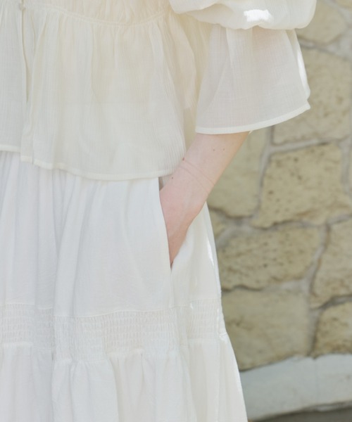 OLUN(オルン)の「tiered flare skirt/ティアードフレアスカート(スカート・レディース・ブラック/アイボリー・SMALL/MEDIUM)」の13枚目の写真