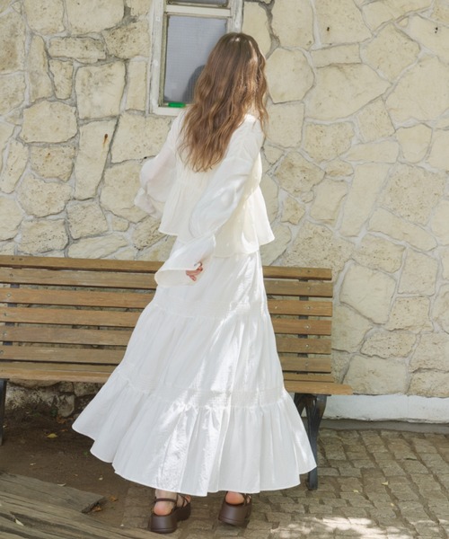 OLUN(オルン)の「tiered flare skirt/ティアードフレアスカート(スカート・レディース・ブラック/アイボリー・SMALL/MEDIUM)」の22枚目の写真