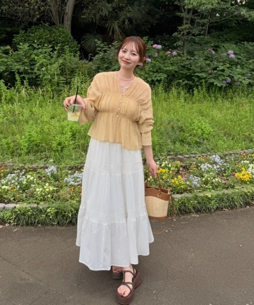 OLUN(オルン)の「tiered flare skirt/ティアードフレアスカート(スカート・レディース・ブラック/アイボリー・SMALL/MEDIUM)」の7枚目の写真