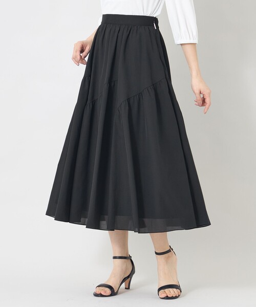 TO BE CHIC（トゥー ビー シック）の「ヴェールパネル スカート（スカート・レディース・ベージュ/ブラック・40）」の2枚目の写真