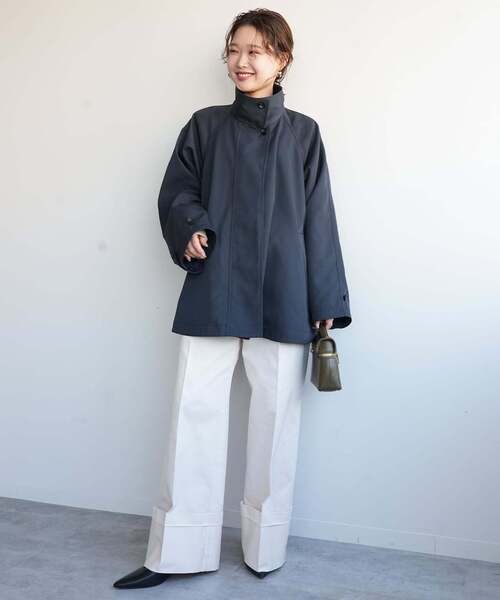 SLOBE IENA（スローブイエナ）の「《WEB限定/追加》撥水テントラインコート（その他アウター・レディース・ベージュ/ネイビー・FREE）」の22枚目の写真