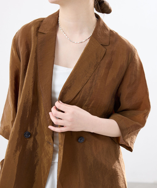 IENA（イエナ）の「《接触冷感》ウォッシャブル シアーショートスリーブジャケット（テーラードジャケット・レディース・ブラック/ブラウン/ピンク・36/38）」の2枚目の写真