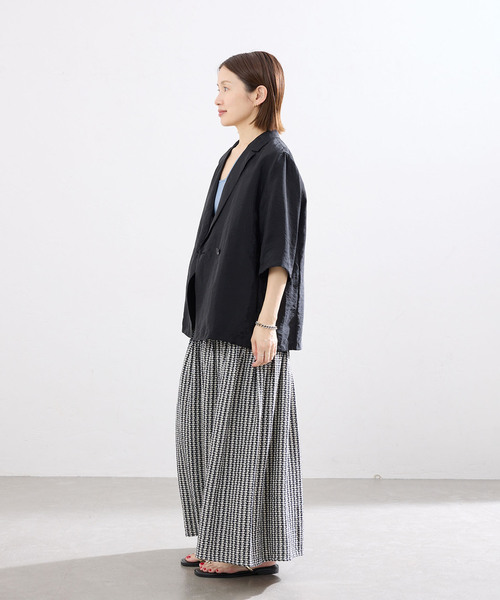 IENA（イエナ）の「《接触冷感》ウォッシャブル シアーショートスリーブジャケット（テーラードジャケット・レディース・ブラック/ブラウン/ピンク・36/38）」の14枚目の写真