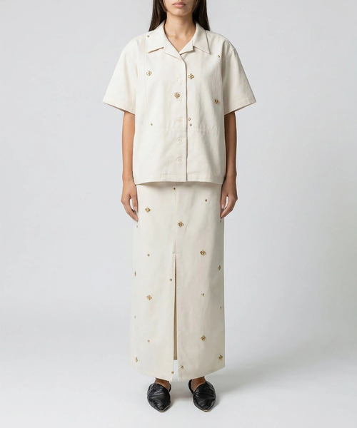 muller of yoshiokubo(ミュラーオブヨシオクボ)の「muller of yoshiokubo ミュラーオブヨシオクボ / METAL BEANS SHIRTS メタルビーンズシャツ / MLS26213SP(シャツ/ブラウス・レディース・ブラック/アイボリー・36/38)」の3枚目の写真