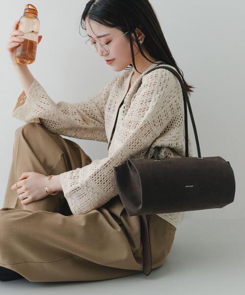 RODE SKO(ロデスコ)の「ADD CULUMN PAGE BOSTON NUBUCK(ショルダーバッグ・レディース・グレー・-)」の3枚目の写真