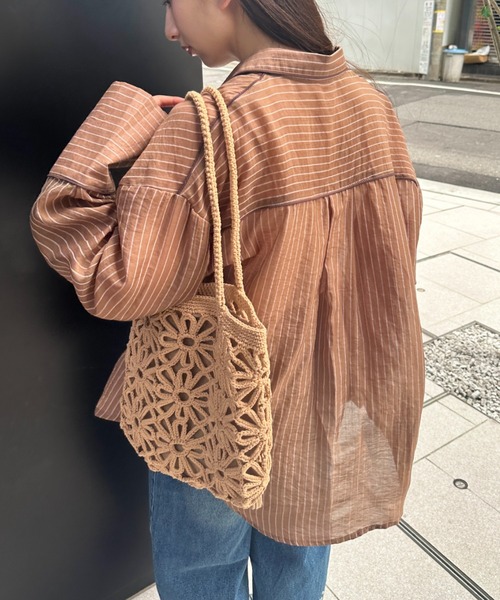 MYMOOD.(マイムード)の「ダブルポケットパイピングシアーシャツ(シャツ/ブラウス・レディース・ブラウン/オフホワイト/ブルー・FREE)」の22枚目の写真